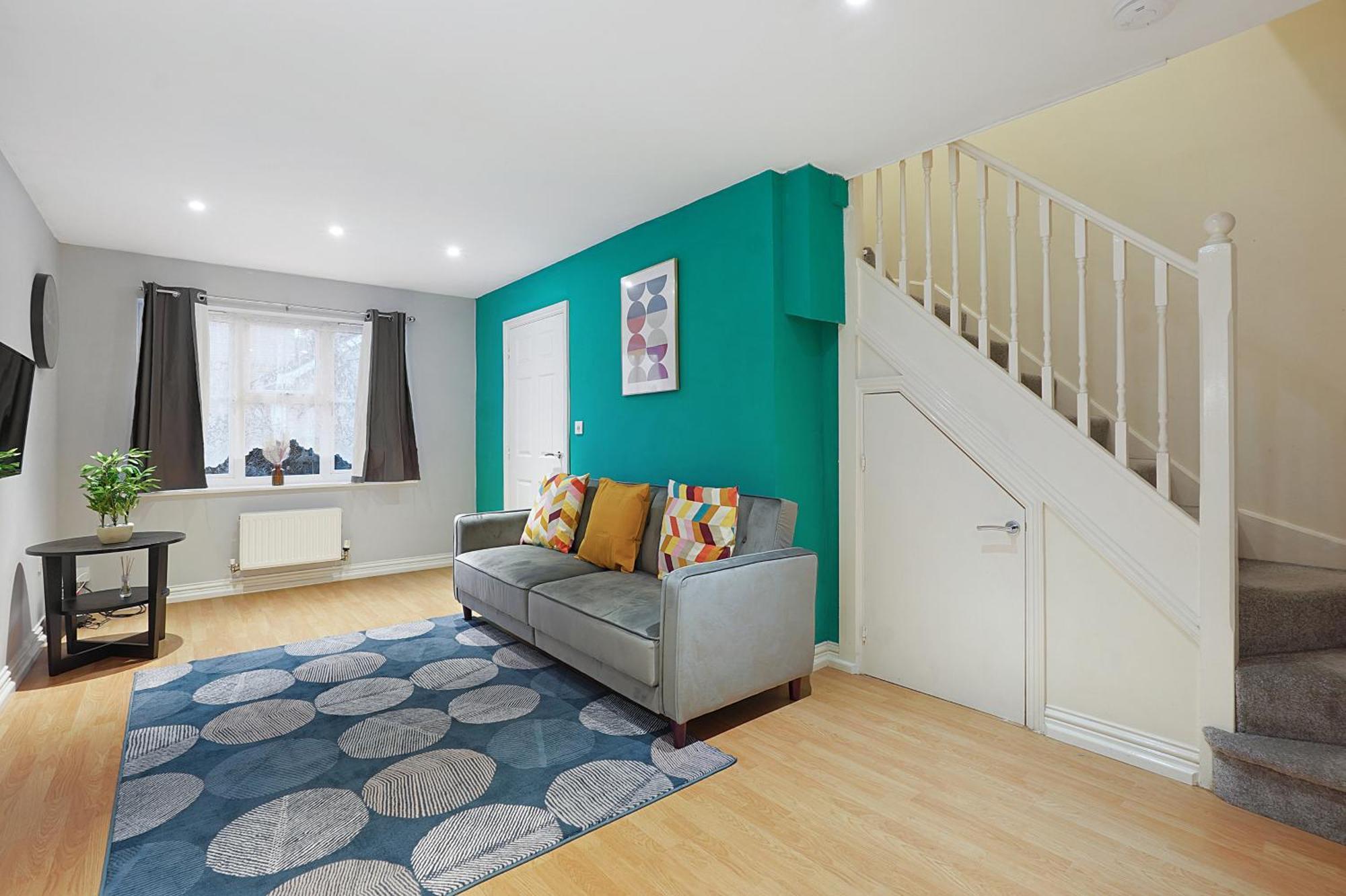 Comfortable Stylish Townhouse In Ashford Sleeps 5 Netflix 2 Parking Spaces Perfect For Contractors And Families Eksteriør billede